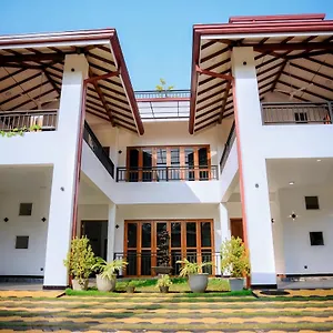 Pensjonat Aurum Boutique, Negombo