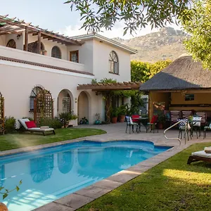 https://a-tuscan-villa-guest-house.hotels-capetown.com